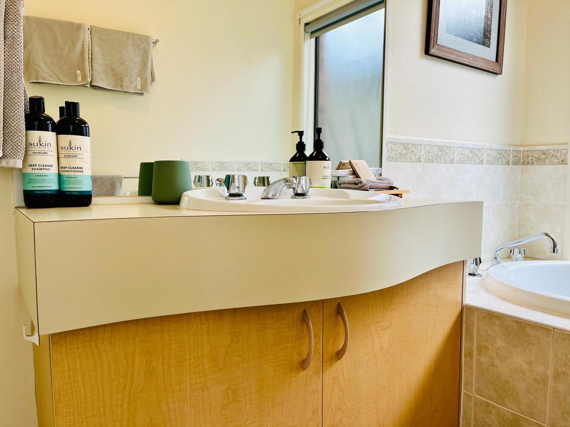 Marengo Beach Studios- Pet Friendly Exterior photo